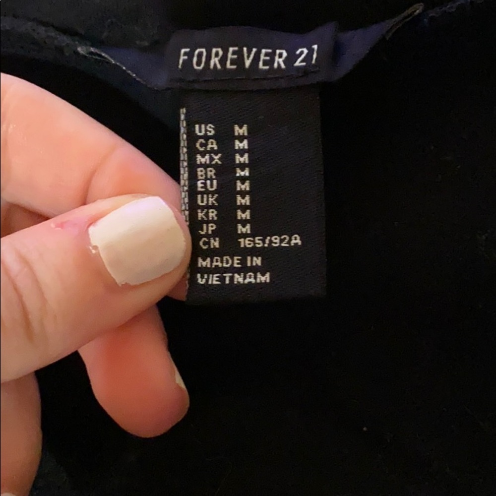 F21 crop - Picture 2 of 2